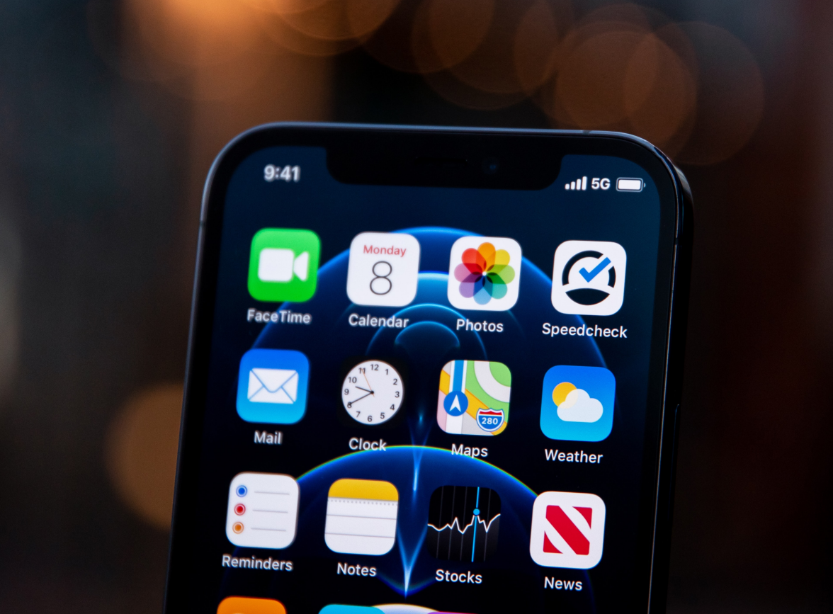 定结苹果手机维修分享为什么 iPhone 12 在冬季会自动关机 