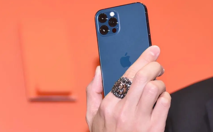 定结苹果手机维修分享iPhone12系列重启方法教程 